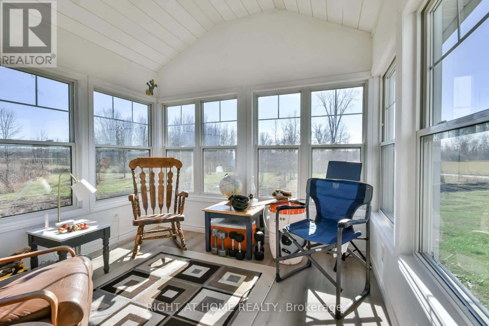 Severn — Severn - Photo 3 of 49