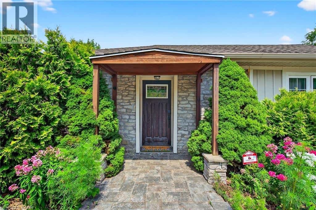 1786 YORK Road — Niagara-on-the-Lake, Ontario - Photo 4 of 50