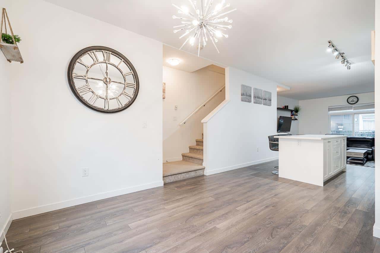 46 8168 136A STREET — Surrey, British Columbia - Photo 5 of 35