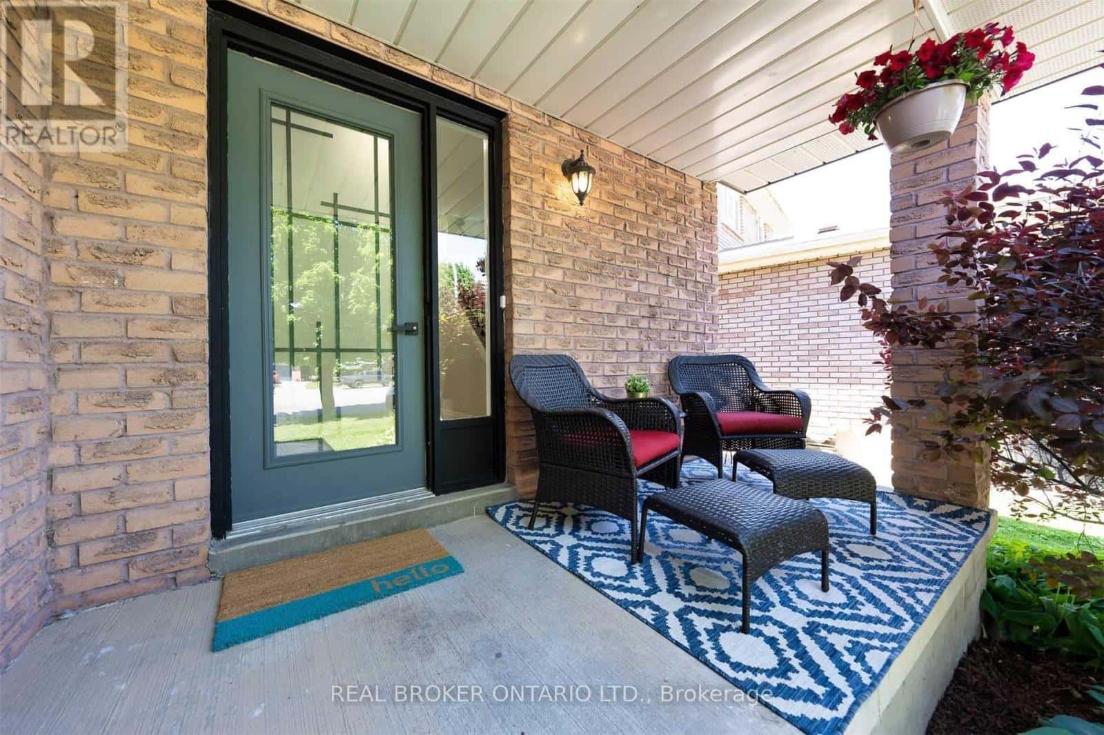 New Tecumseth (Alliston) — New Tecumseth (Alliston) - Photo 4 of 36