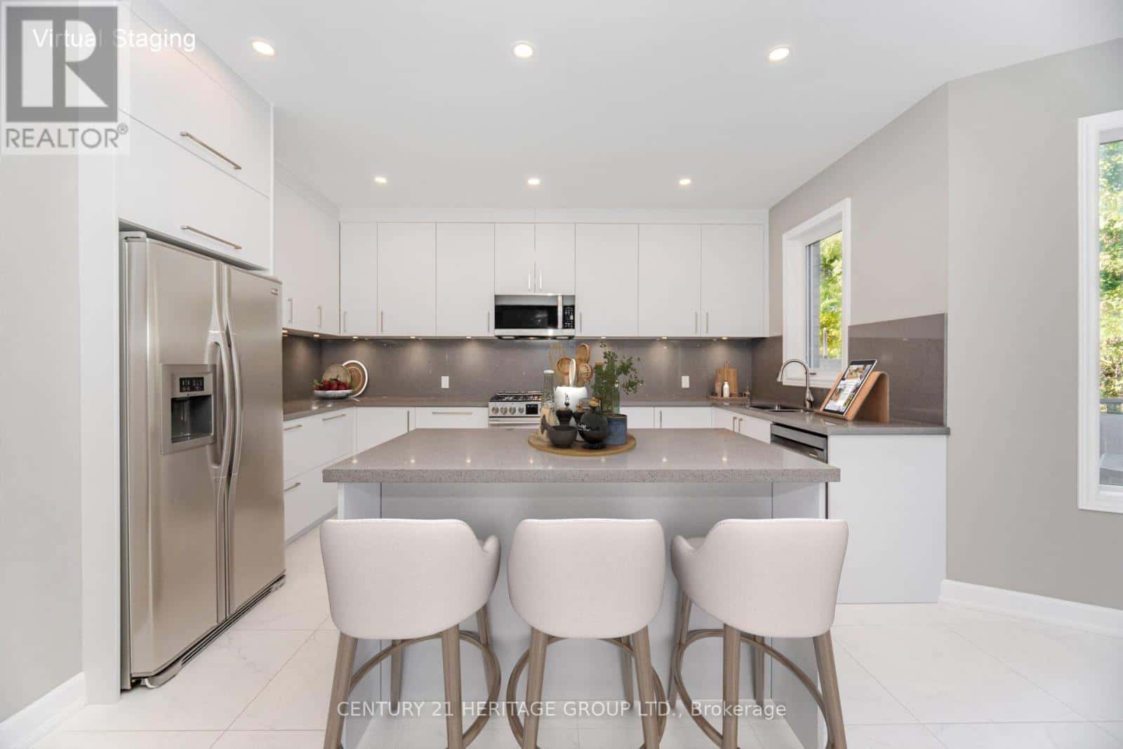 Richmond Hill (Oak Ridges) — Richmond Hill (Oak Ridges) - Photo 3 of 47