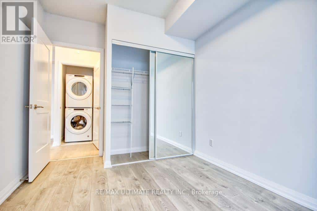 Vaughan (Concord) — Vaughan (Concord) - Photo 2 of 18