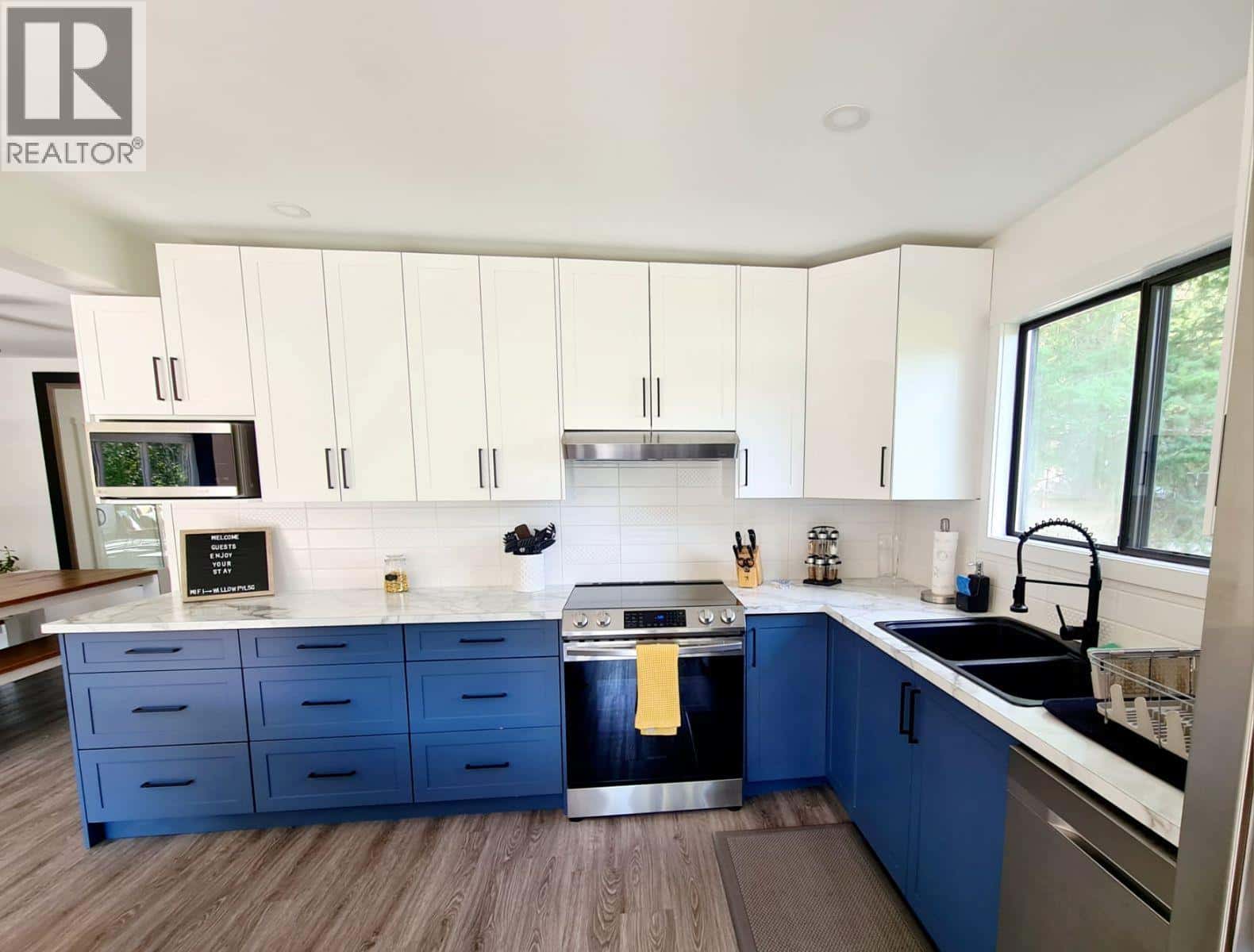 Swansea Point — Swansea Point - Photo 3 of 18