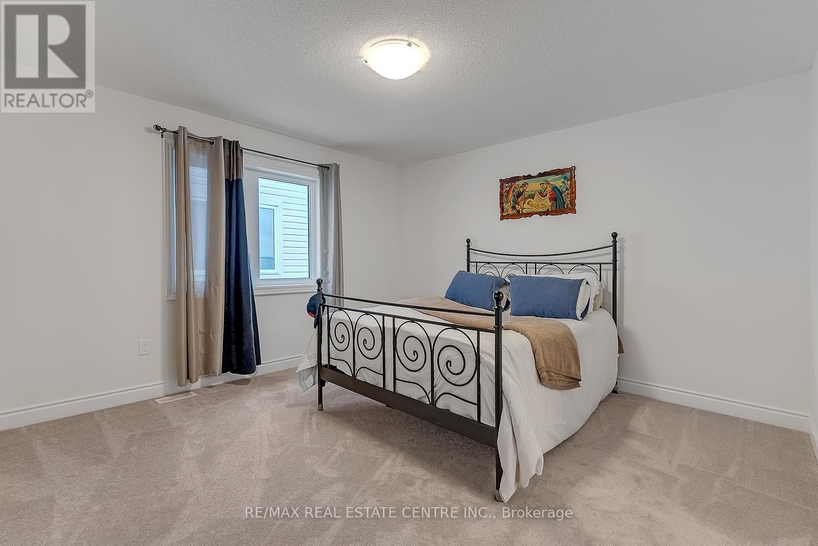 Shelburne — Shelburne - Main photo