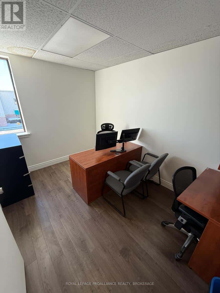 11 - 626 CATARAQUI WOODS DRIVE — Kingston (City Northwest) - Photo 5 of 10