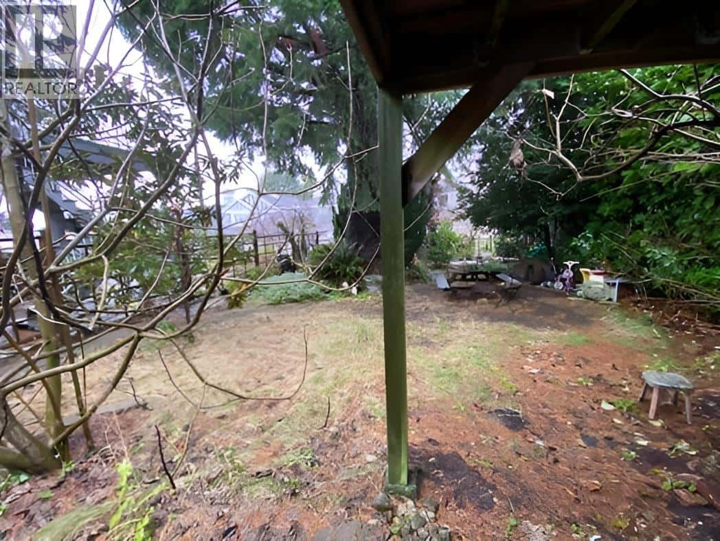 Vancouver — Vancouver - Photo 4 of 5