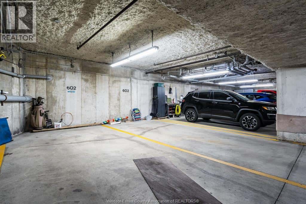 Leamington — Leamington - Photo 2 of 50