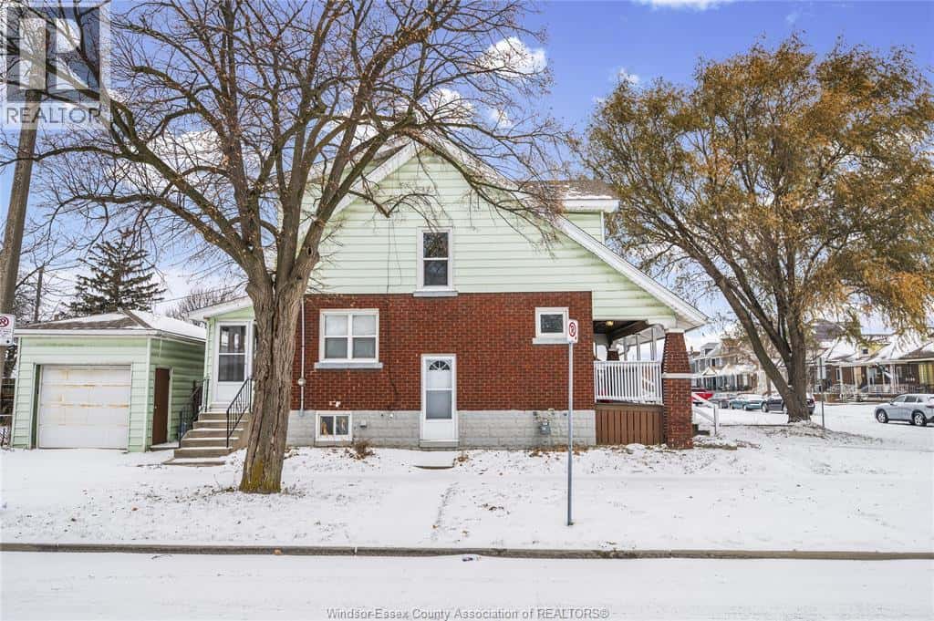 1097 Moy AVENUE — Windsor - Photo 5 of 37