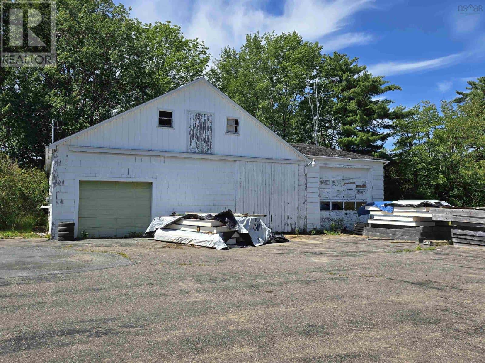 172 North Street — Bridgewater, Nova Scotia - Photo 5 of 15