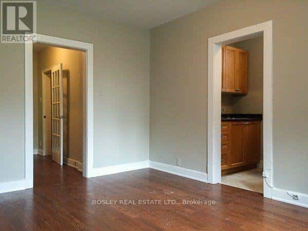 Toronto (Cabbagetown-South St. James Town) — Toronto (Cabbagetown-South St. James Town) - Photo 2 of 14