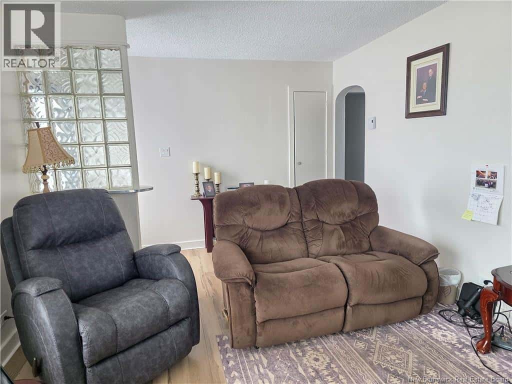 Petit-Rocher — Petit-Rocher - Photo 2 of 33