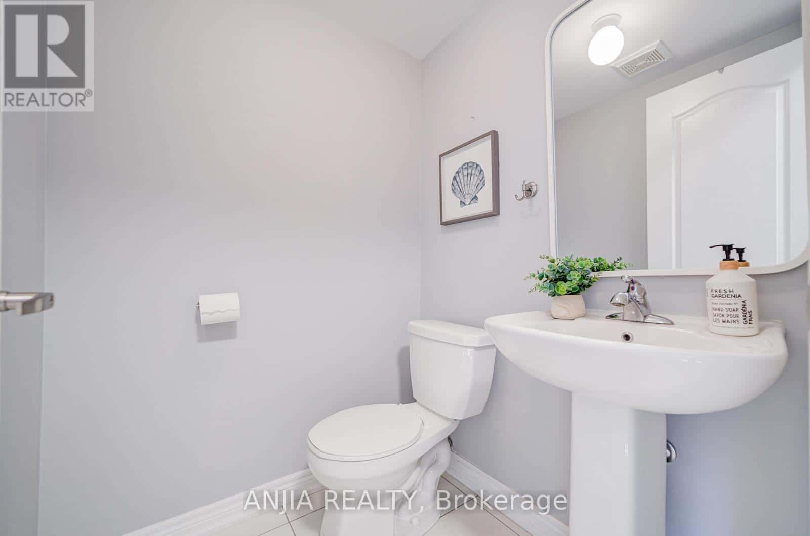 5 VALLIERE DRIVE — Markham (Berczy) - Photo 4 of 50