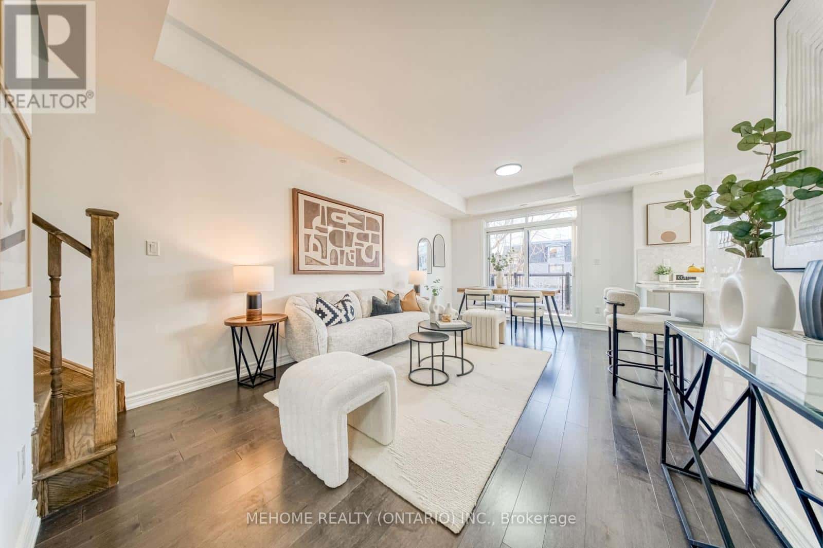 Vaughan (Islington Woods) — Vaughan (Islington Woods) - Photo 5 of 40