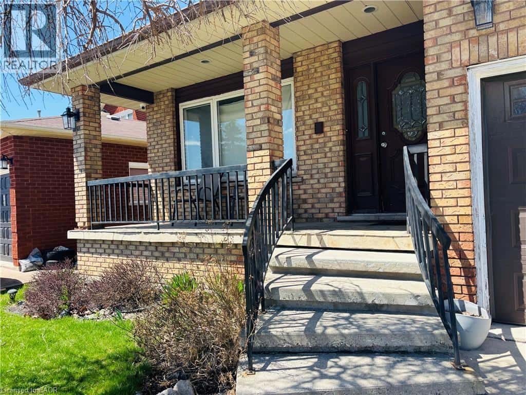 Hamilton — Hamilton - Photo 3 of 12