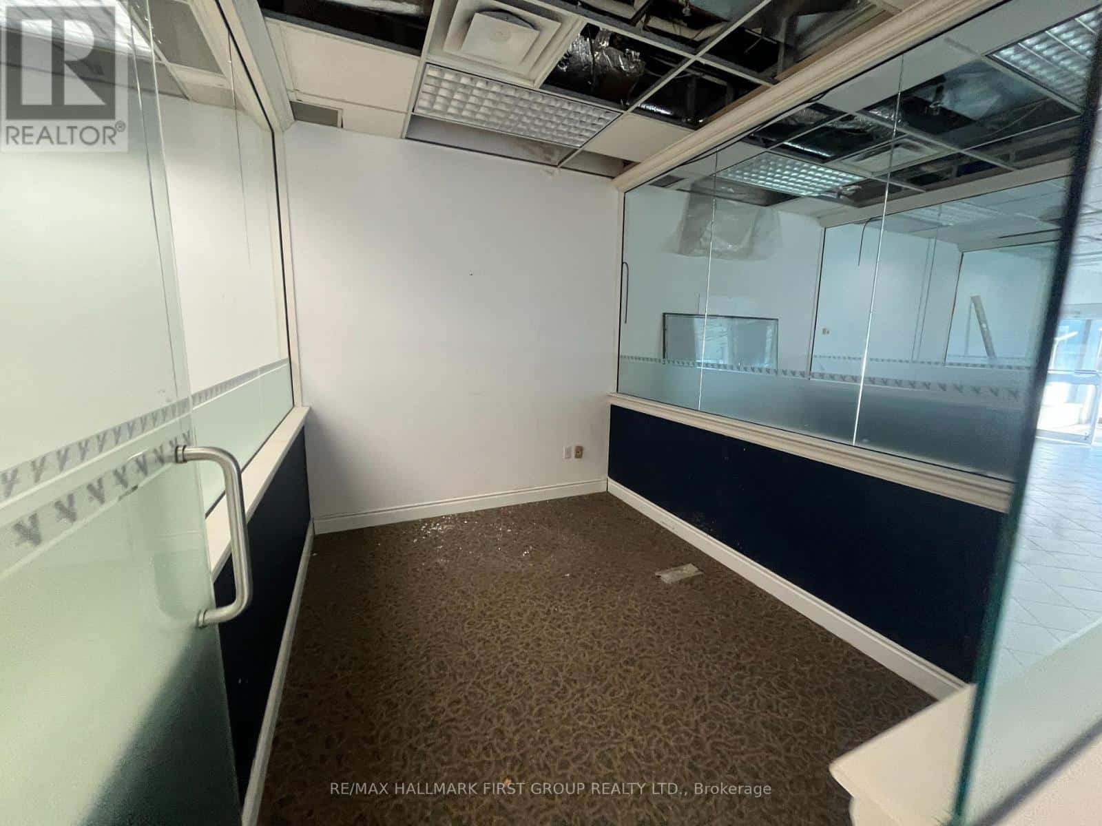 Pickering (West Shore) — Pickering (West Shore) - Photo 3 of 7