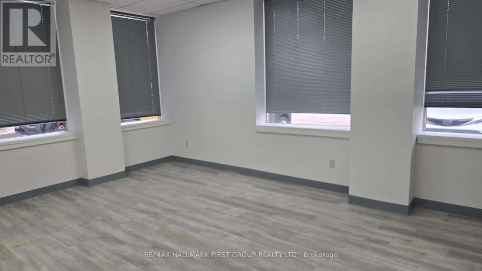 3 - 900 MCKAY ROAD — Pickering (Brock Industrial) - Photo 5 of 10