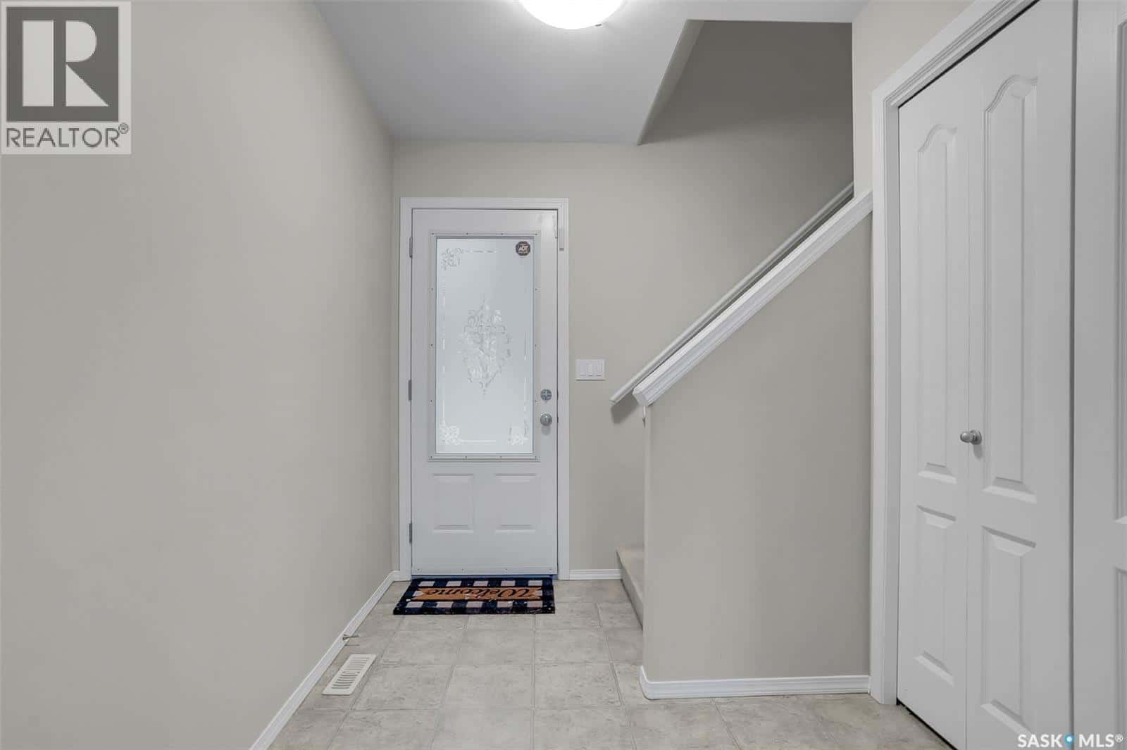 Saskatoon — Saskatoon - Photo 3 of 40