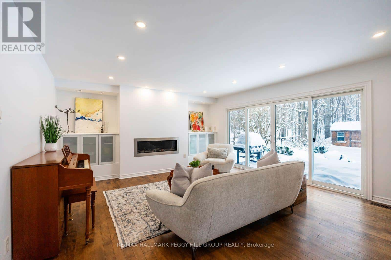 Springwater (Midhurst) — Springwater (Midhurst) - Photo 4 of 30