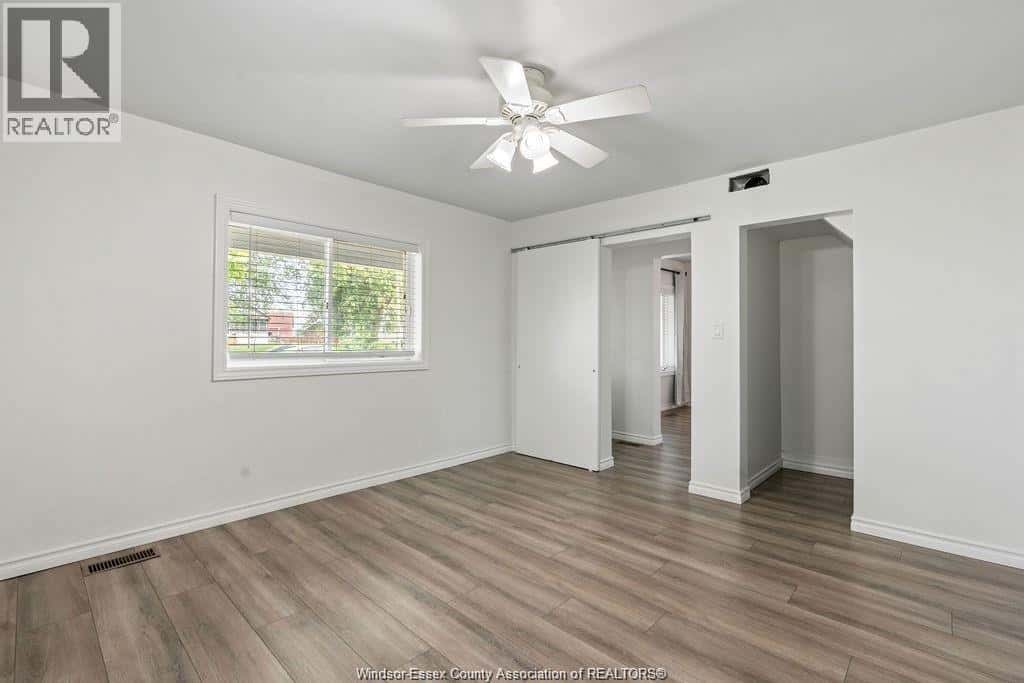 LaSalle — LaSalle - Photo 4 of 29