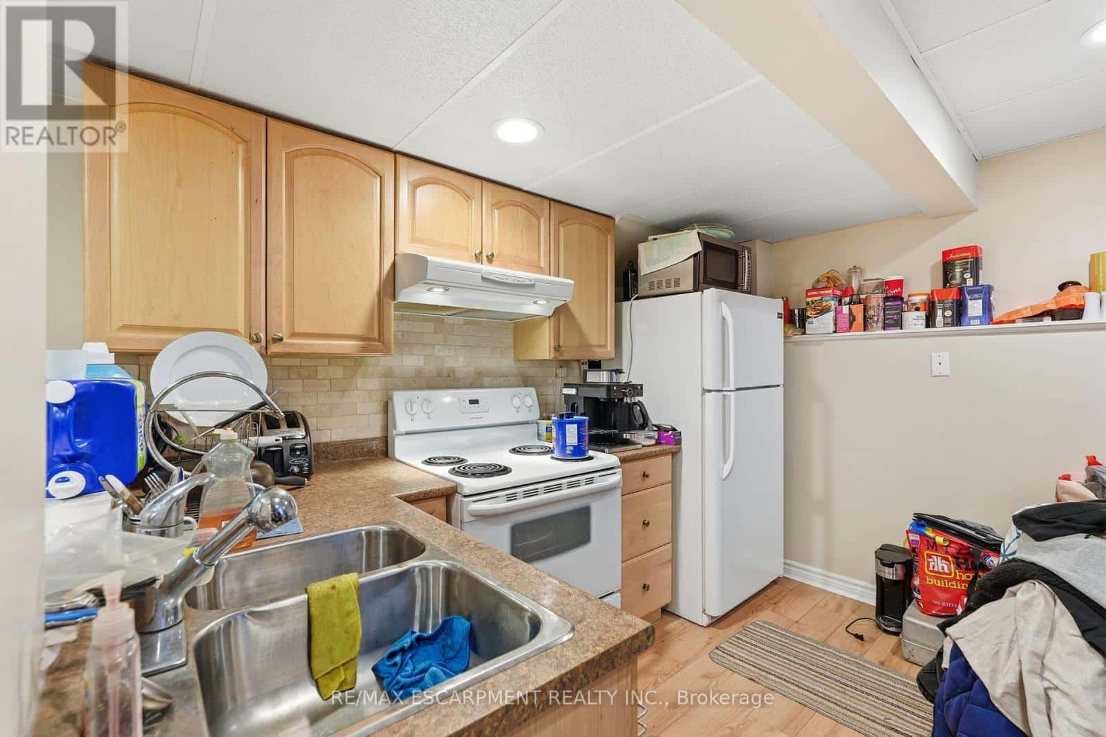 Milton (OM Old Milton) — Milton (OM Old Milton) - Photo 3 of 24