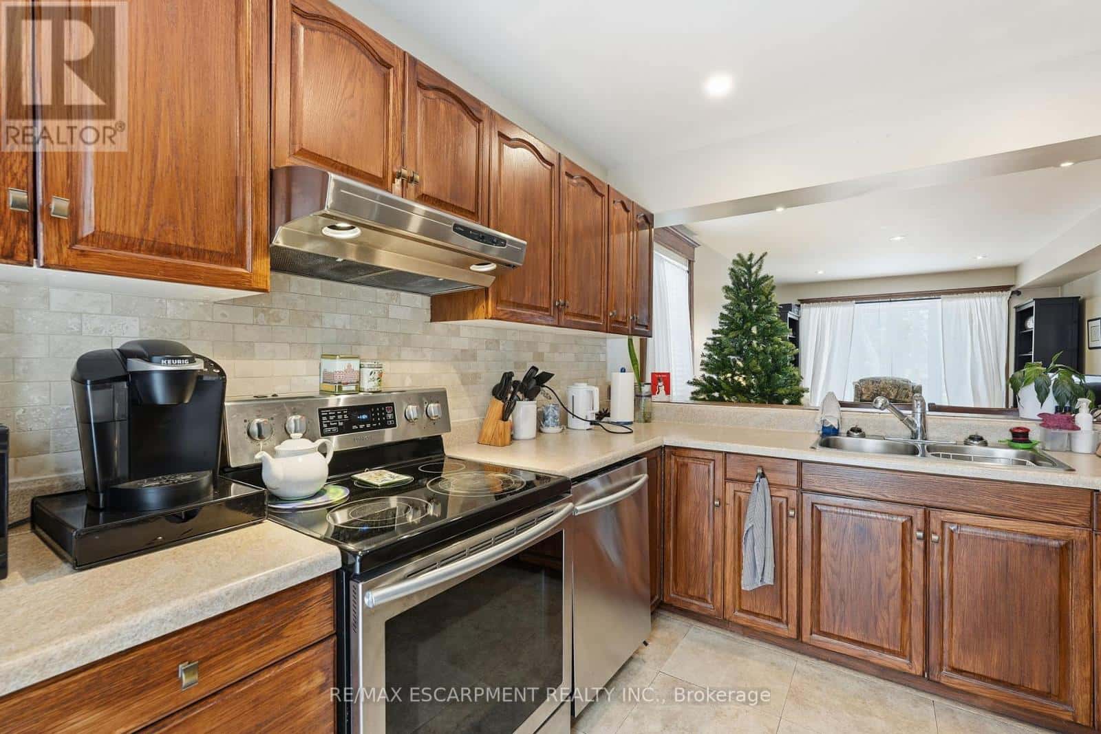 Milton (OM Old Milton) — Milton (OM Old Milton) - Photo 5 of 24