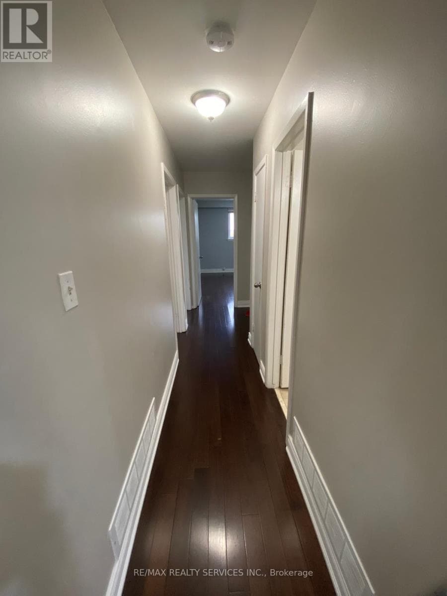 Mississauga (Malton) — Mississauga (Malton) - Main photo