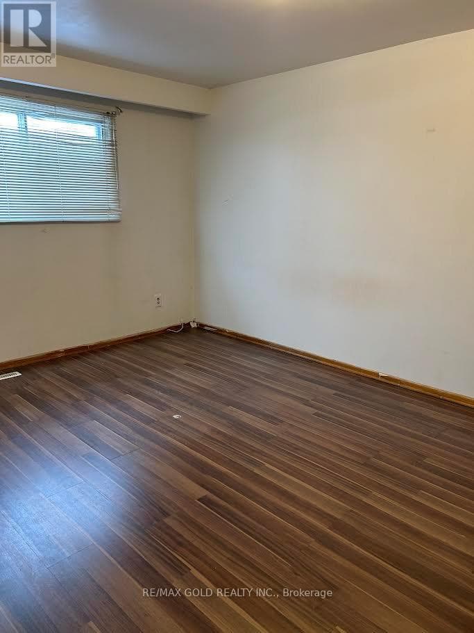 Mississauga (Malton) — Mississauga (Malton) - Main photo