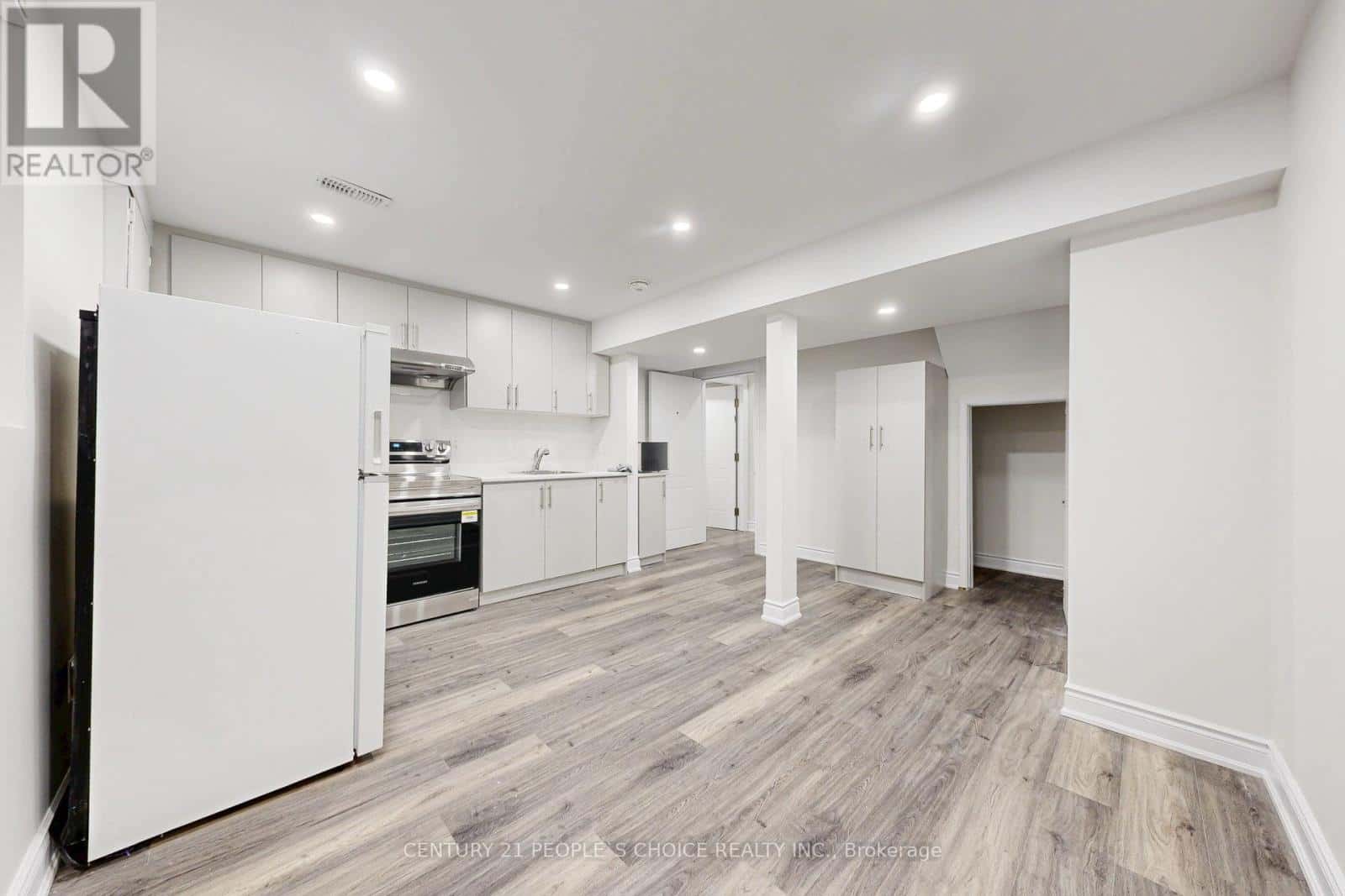 31 DORKING DRIVE — Brampton (Heart Lake West) - Photo 3 of 47