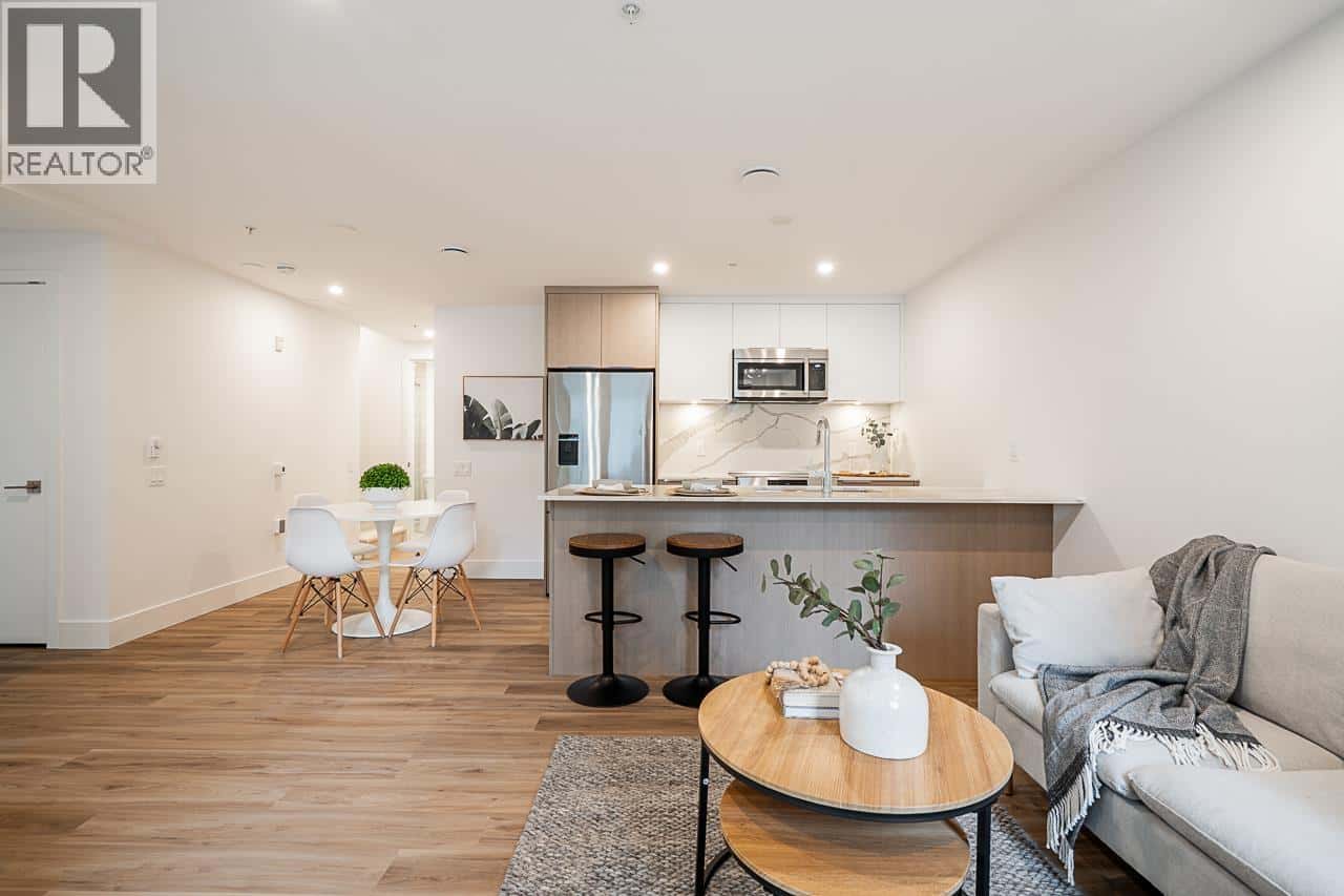 110 2085 E 1ST AVENUE — Vancouver, British Columbia - Photo 5 of 34