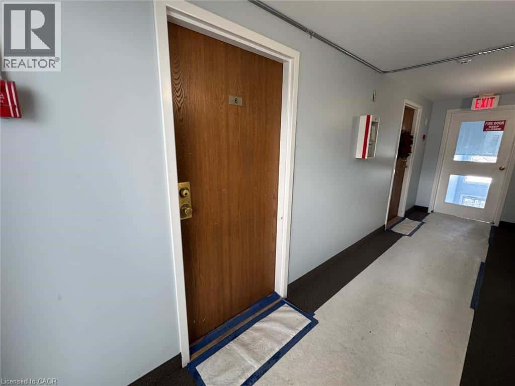 Kitchener — Kitchener - Photo 4 of 20