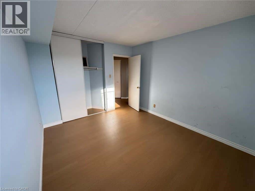 Kitchener — Kitchener - Photo 5 of 20