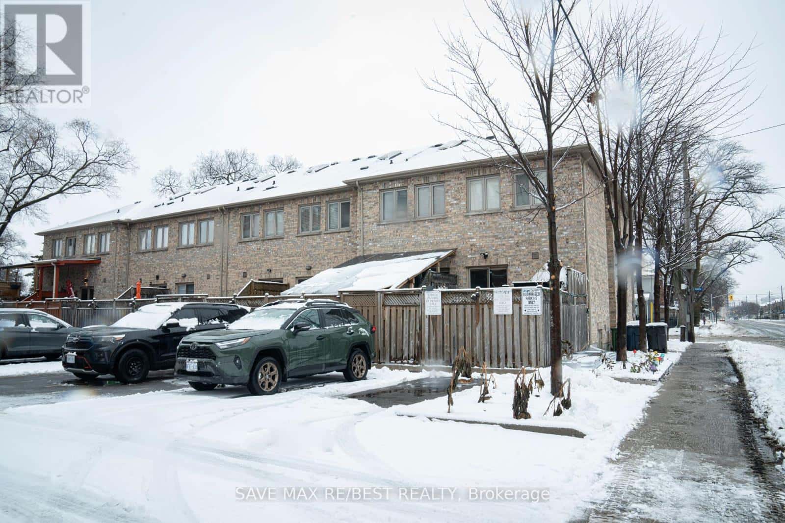 Toronto (Brookhaven-Amesbury) — Toronto (Brookhaven-Amesbury) - Photo 2 of 19