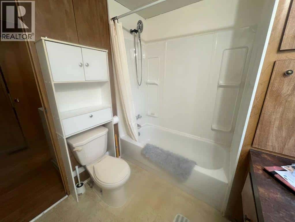 Fox Creek — Fox Creek - Photo 4 of 37