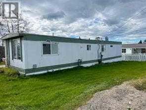 502 kaybob Drive — Fox Creek, Alberta - Photo 5 of 37