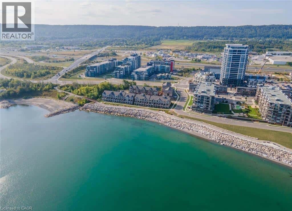 Grimsby — Grimsby - Photo 2 of 30