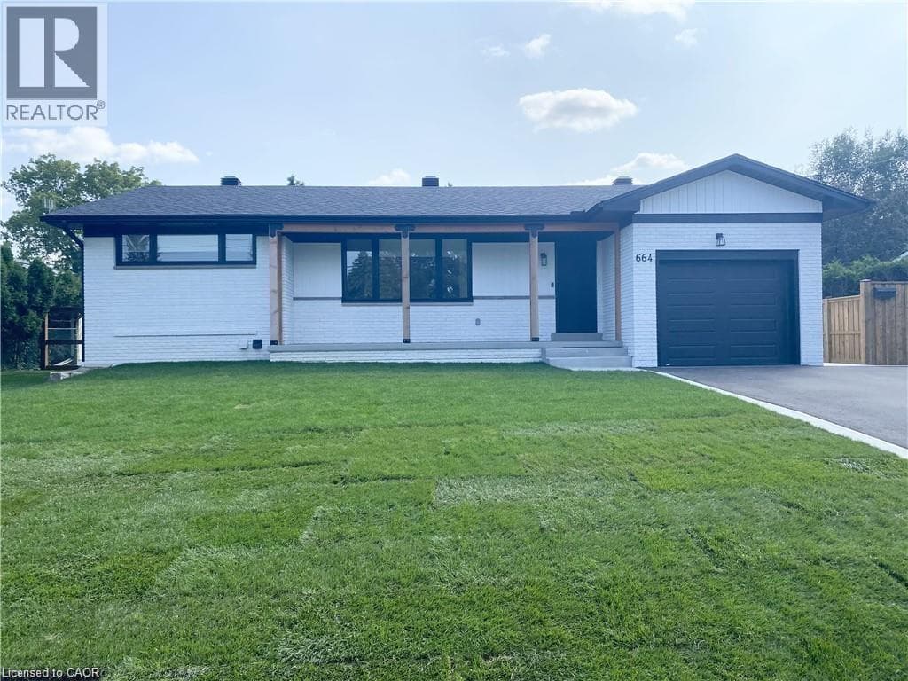 Ancaster — Ancaster - Main photo