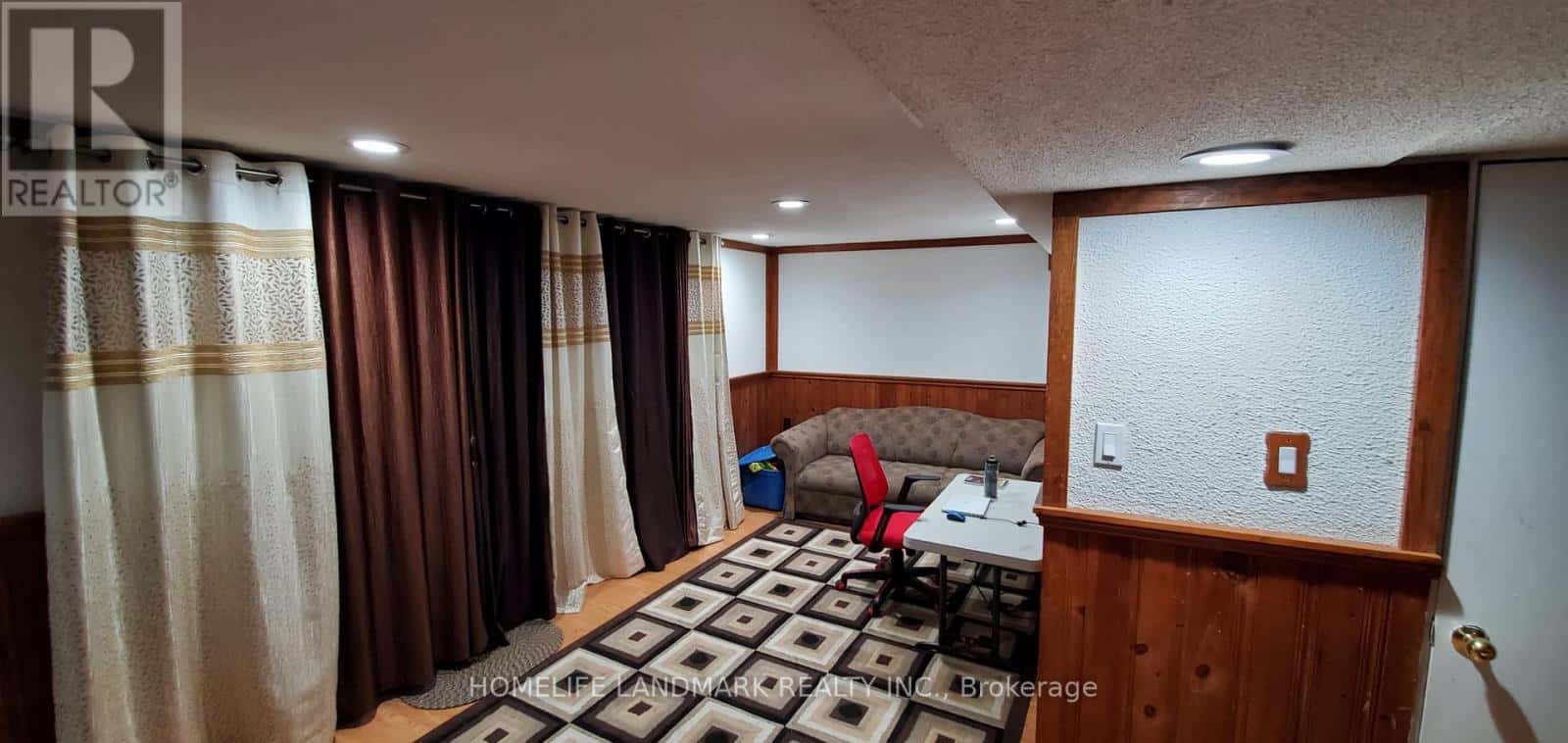 Toronto (Morningside) — Toronto (Morningside) - Photo 2 of 16