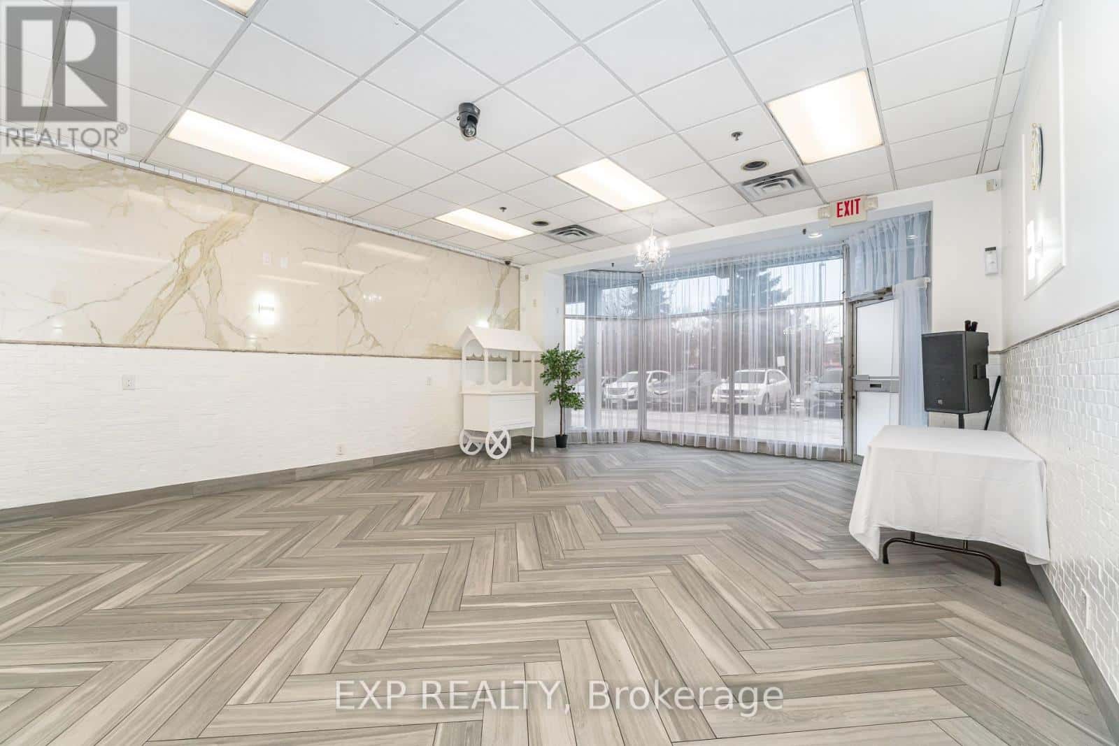 Vaughan (Concord) — Vaughan (Concord) - Photo 4 of 33