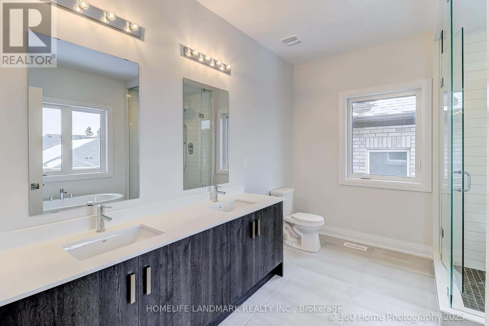 241 SEGUIN STREET — Richmond Hill (Oak Ridges) - Photo 3 of 26