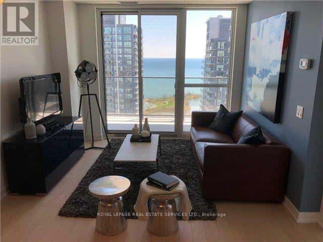 Toronto (Mimico) — Toronto (Mimico) - Photo 4 of 10