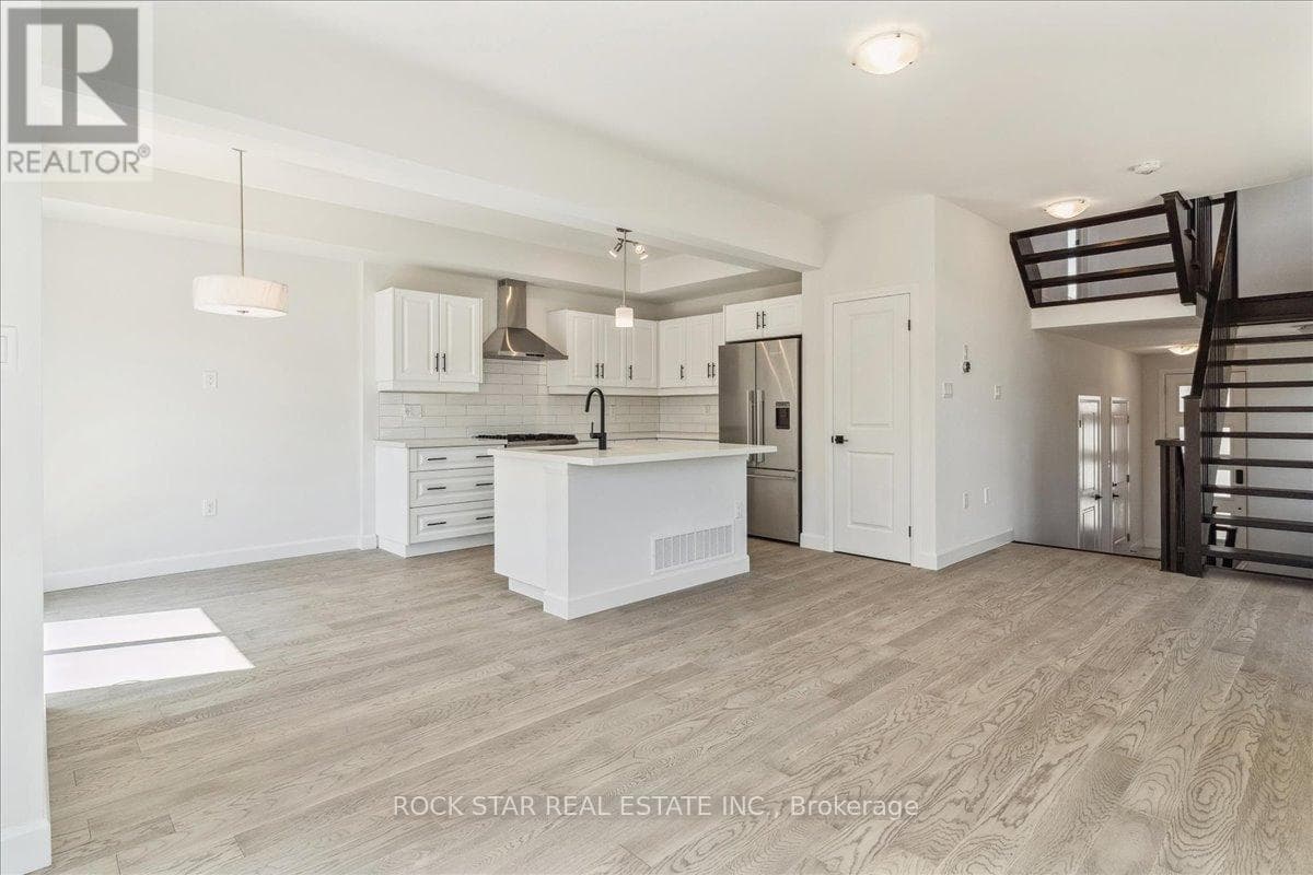 Hamilton (Mountview) — Hamilton (Mountview) - Main photo