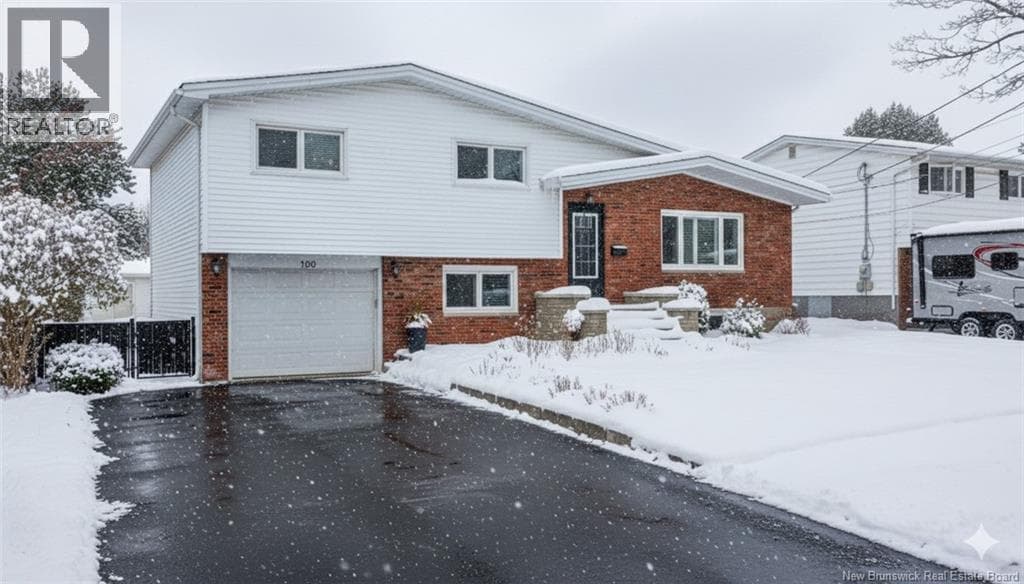 100 Dickson Boulevard — Moncton, New Brunswick - Main photo