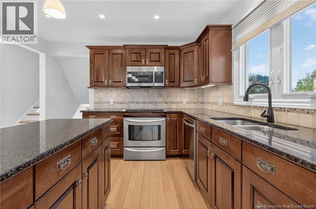 100 Dickson Boulevard — Moncton, New Brunswick - Photo 4 of 50