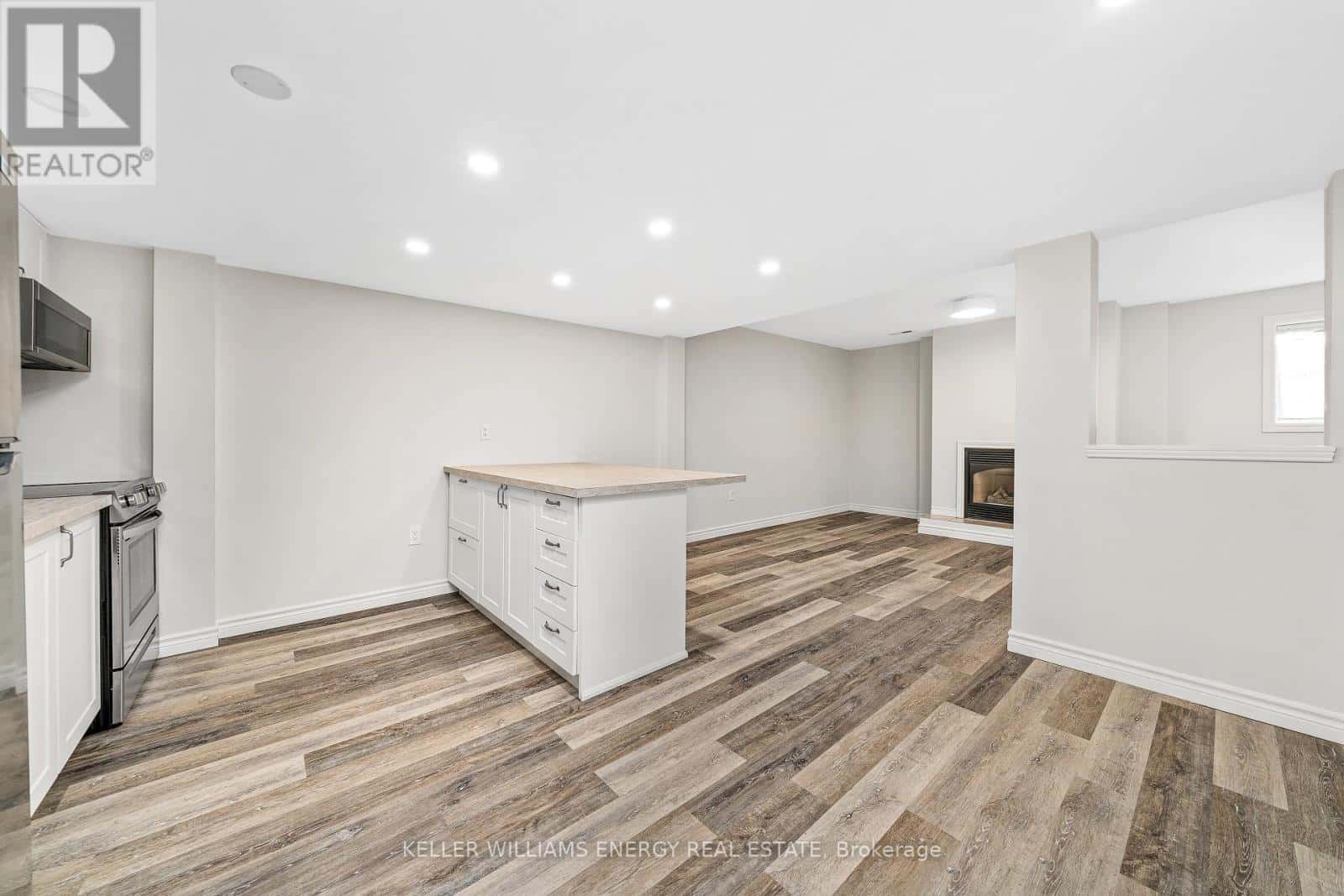 Prince Edward County (Wellington Ward) — Prince Edward County (Wellington Ward) - Photo 5 of 10