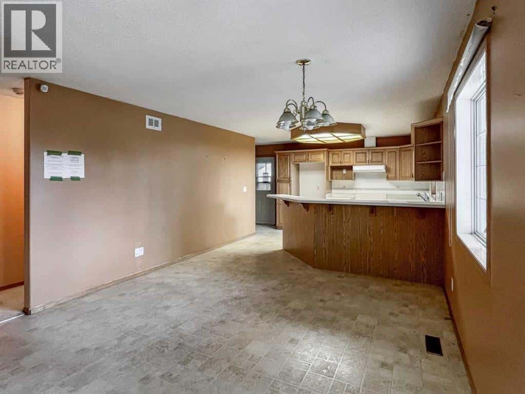 171 Hopegood Drive — Anzac, Alberta - Photo 4 of 36