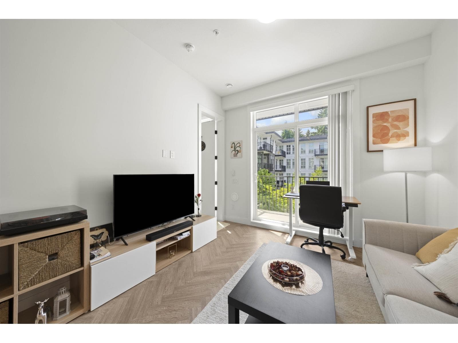 Surrey — Surrey - Main photo