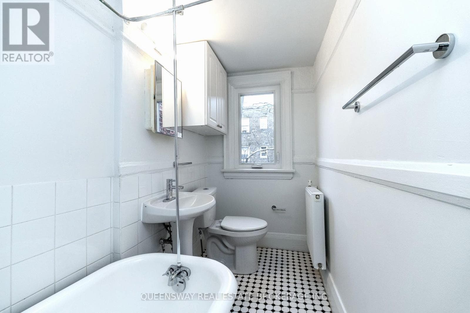 18 - 100 VAUGHAN ROAD — Toronto (Humewood-Cedarvale) - Main photo