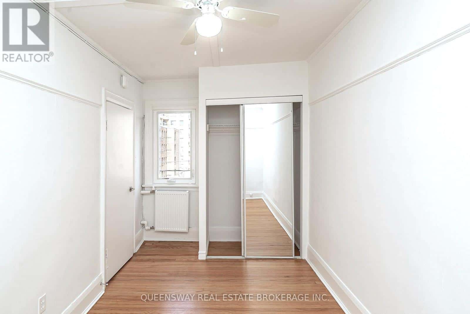 17 - 100 VAUGHAN ROAD — Toronto (Humewood-Cedarvale) - Photo 2 of 13