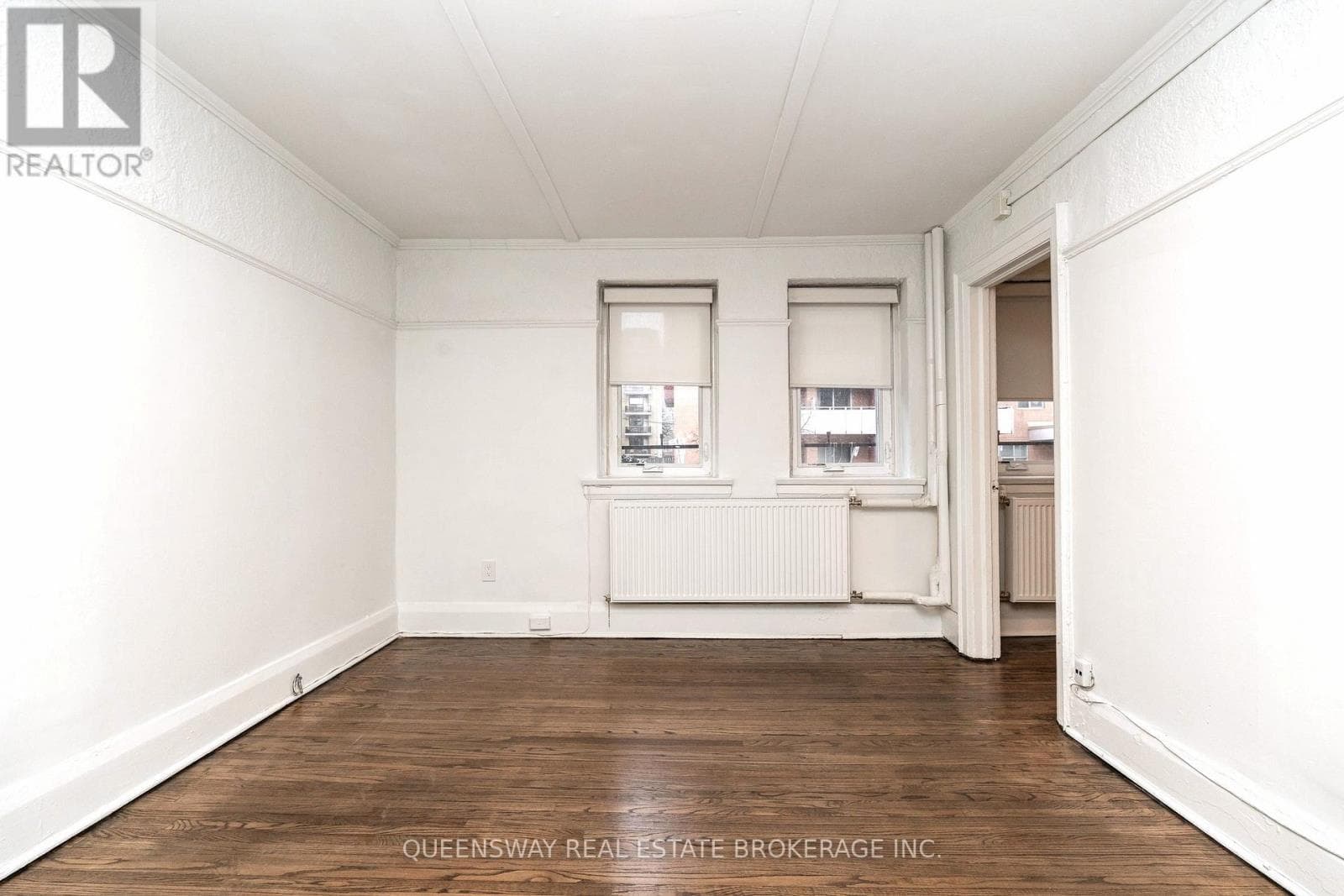 1 - 100 VAUGHAN ROAD — Toronto (Humewood-Cedarvale) - Main photo