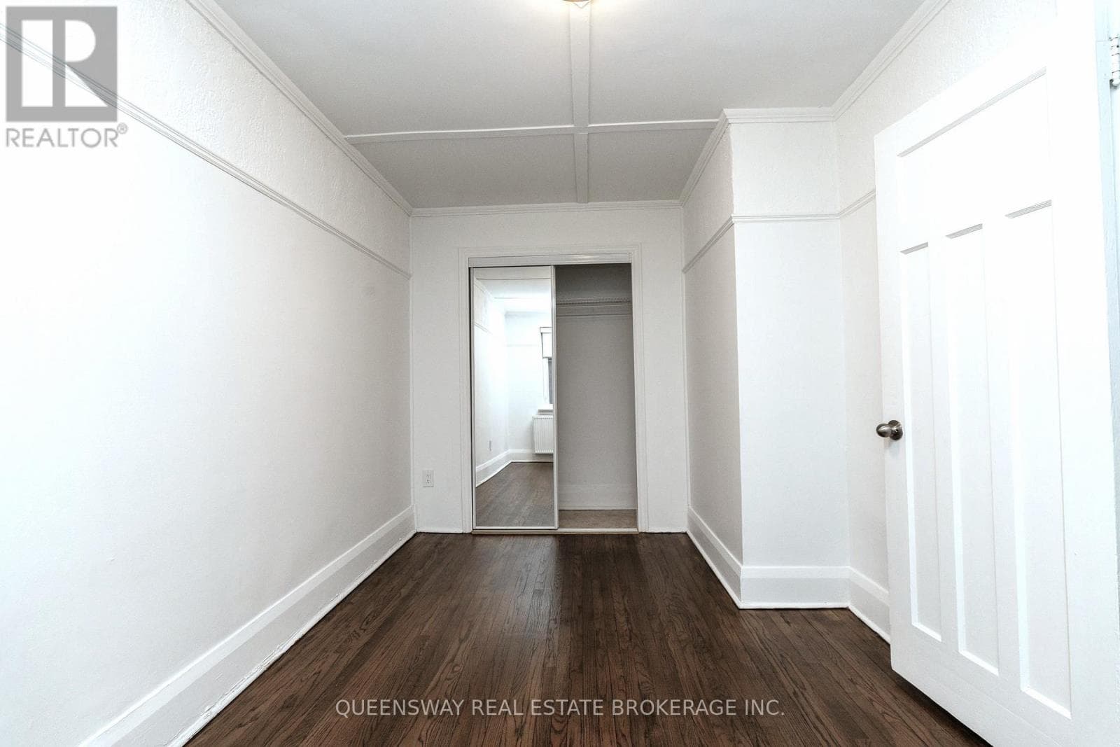 11 - 100 VAUGHAN ROAD — Toronto (Humewood-Cedarvale) - Main photo